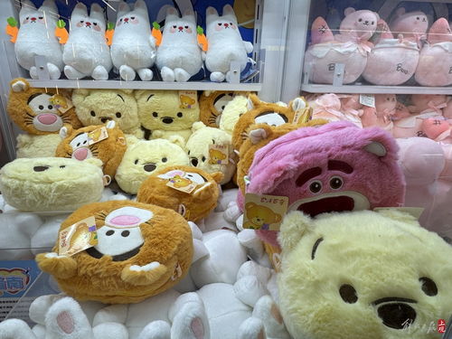 商场监管缺位，低价山寨玩偶泛滥成患